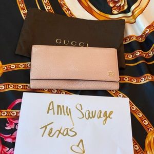 Like new very few signs of wear lovely blush pink